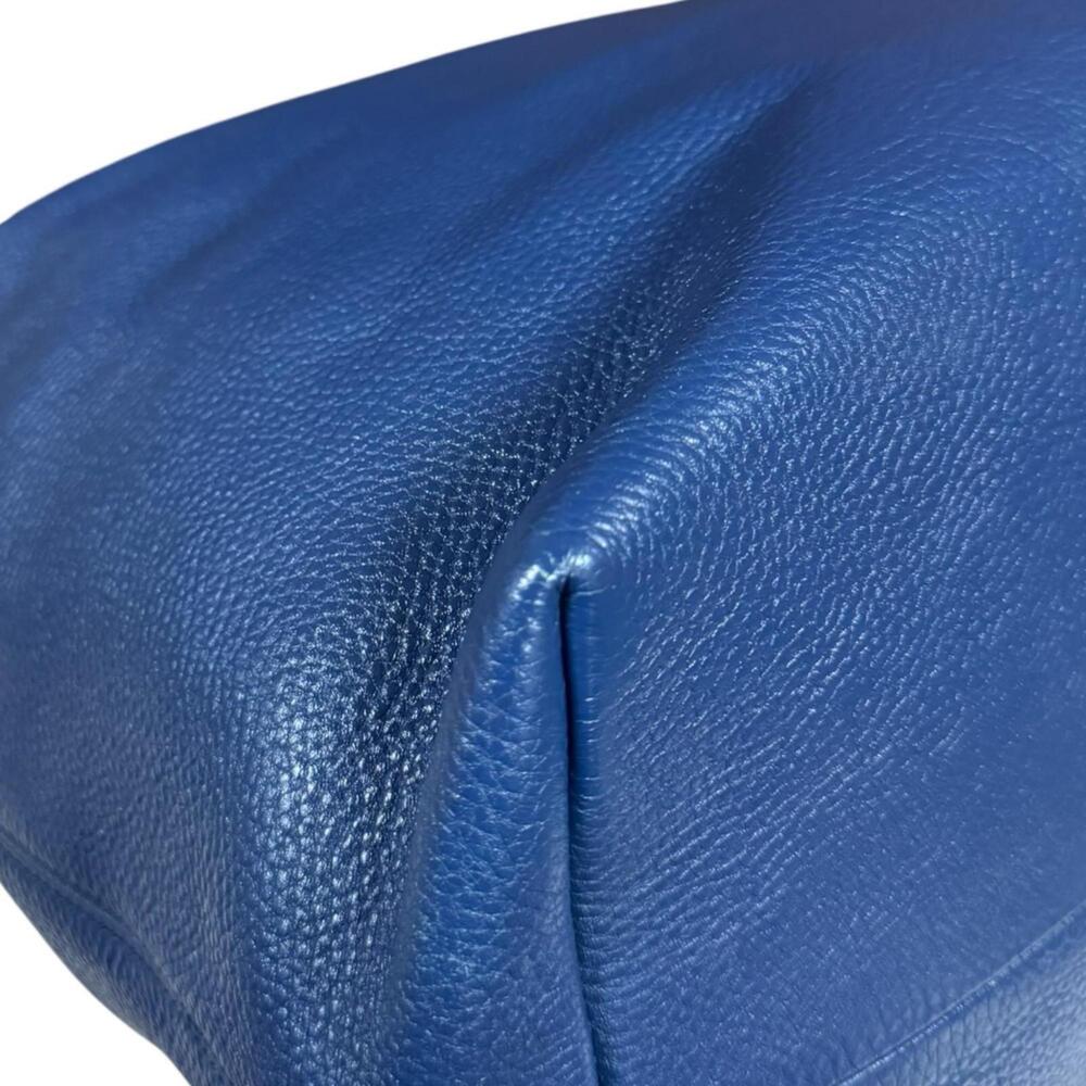 GUCCI Authentic Blue Leather Shoulder Bag - Picture 11 of 16